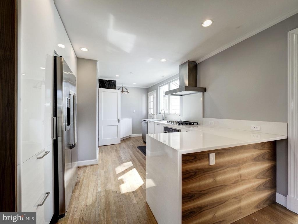 5208 Glenwood Road - Photo 16