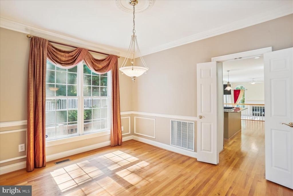 8931 Falls Farm Drive - Photo 28