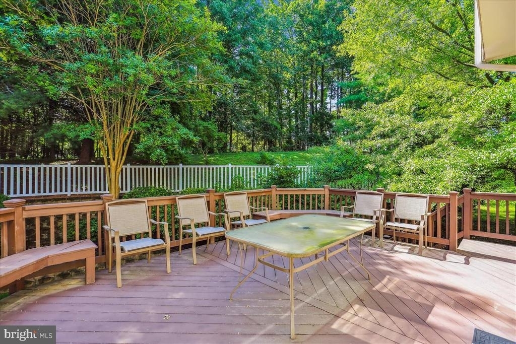 8931 Falls Farm Drive - Photo 19
