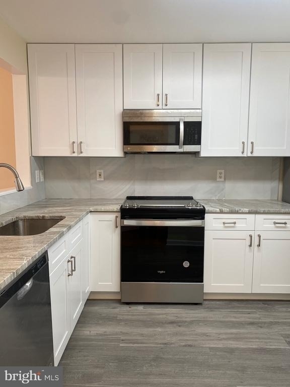 8569 Harvest View Court - Photo 2