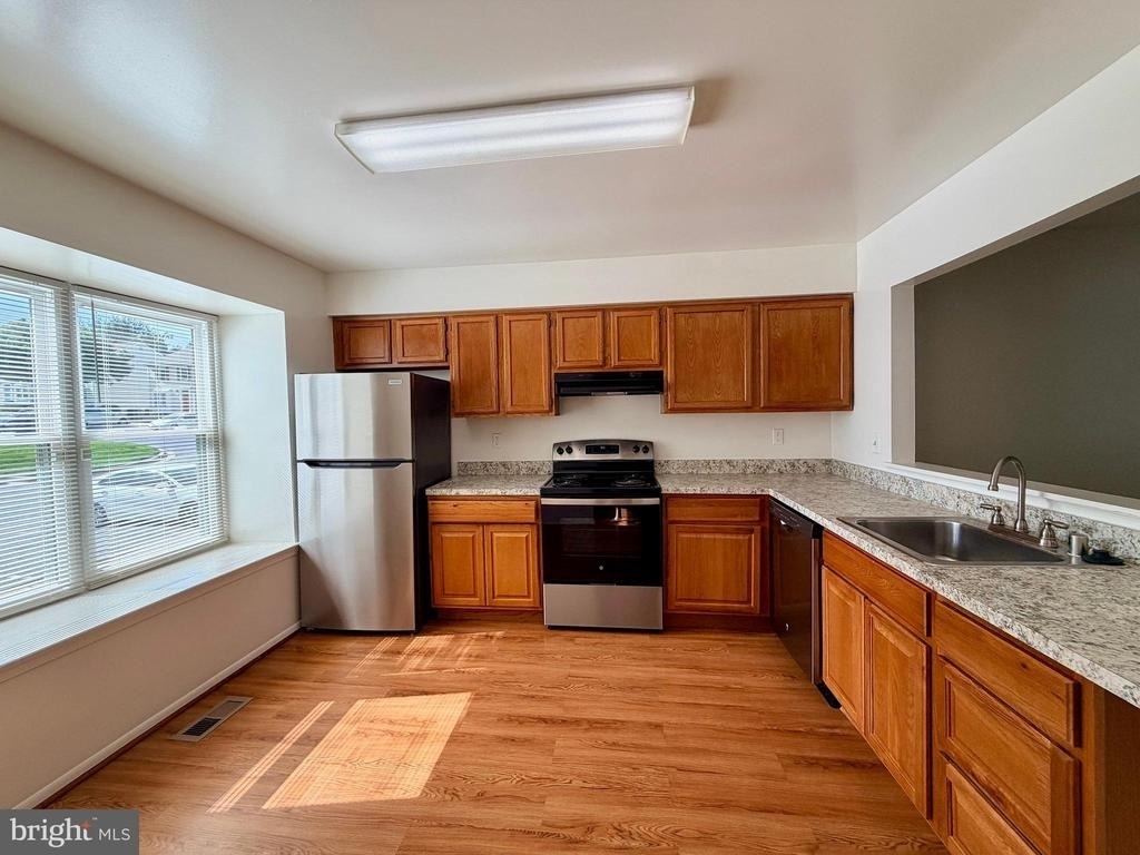 6064 Majors Lane - Photo 1