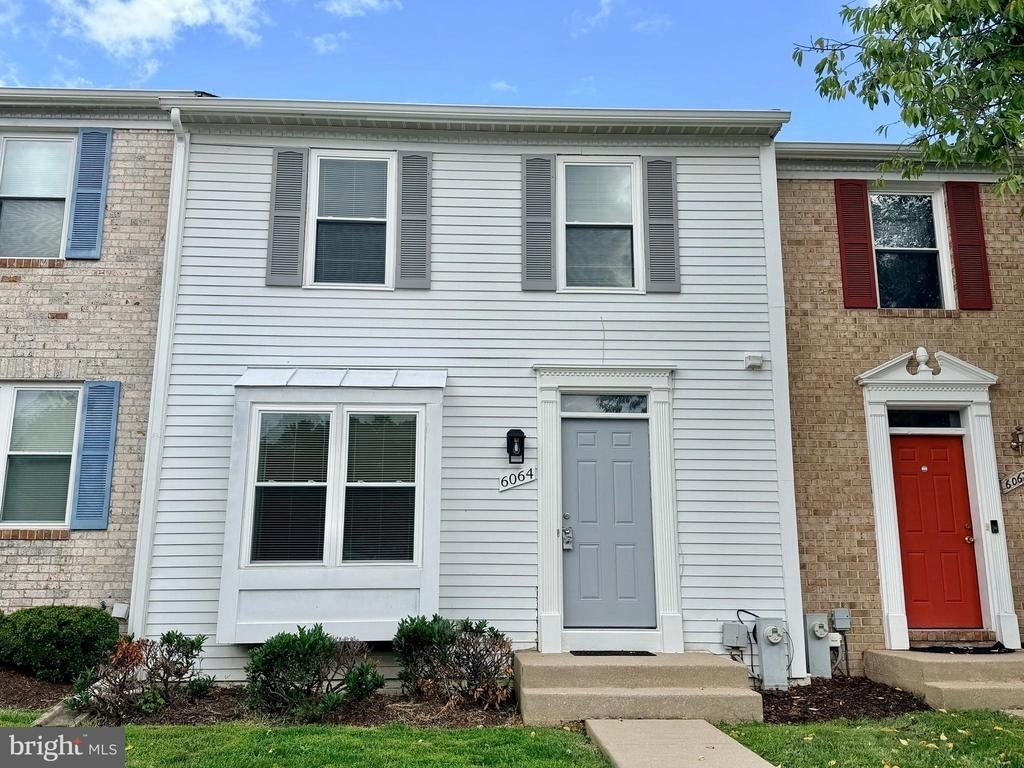 6064 Majors Lane - Photo 0