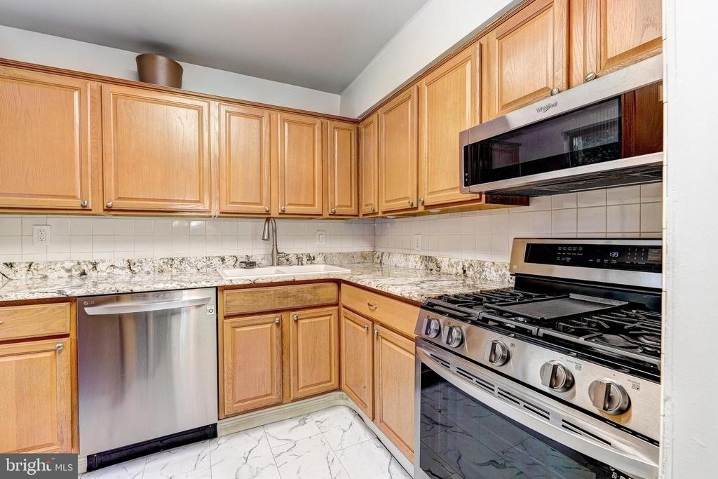 5870 Thunder Hill Road - Photo 8
