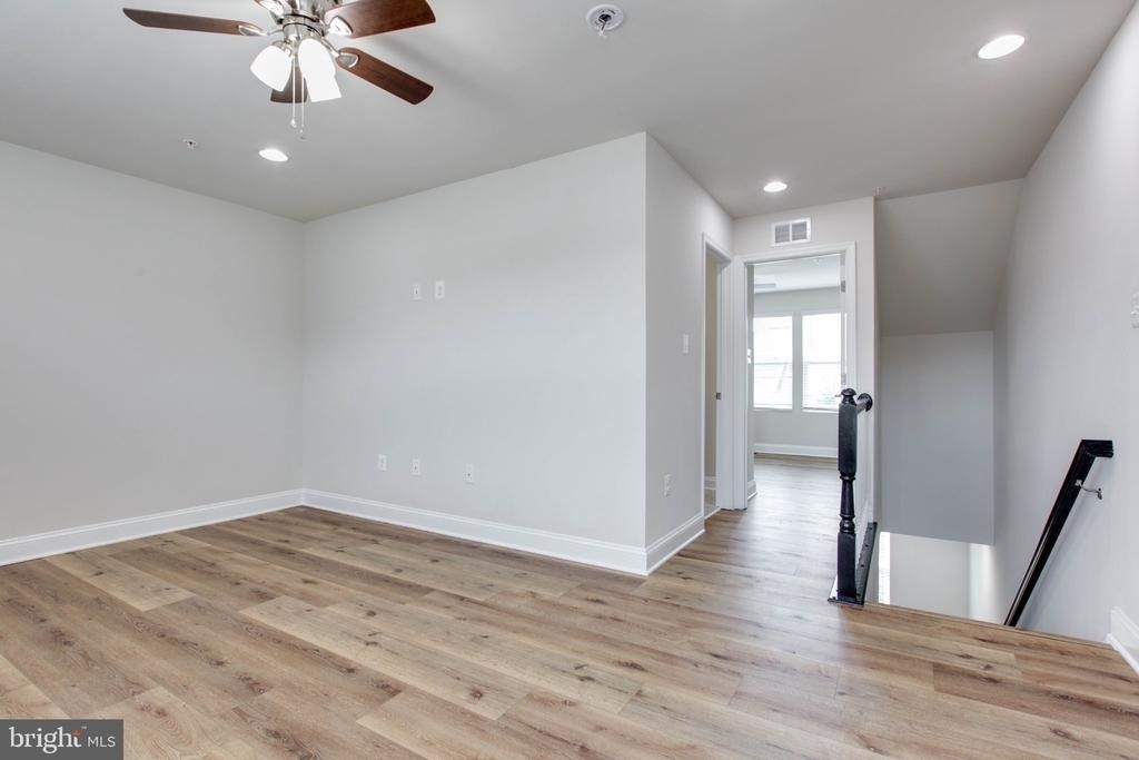 7110 Druce Way - Photo 49