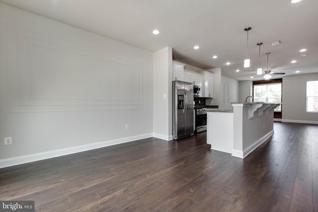 7110 Druce Way - Photo 16