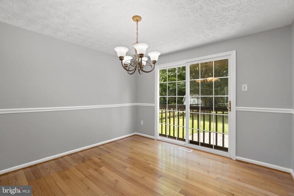 8428 Braddock Way - Photo 8