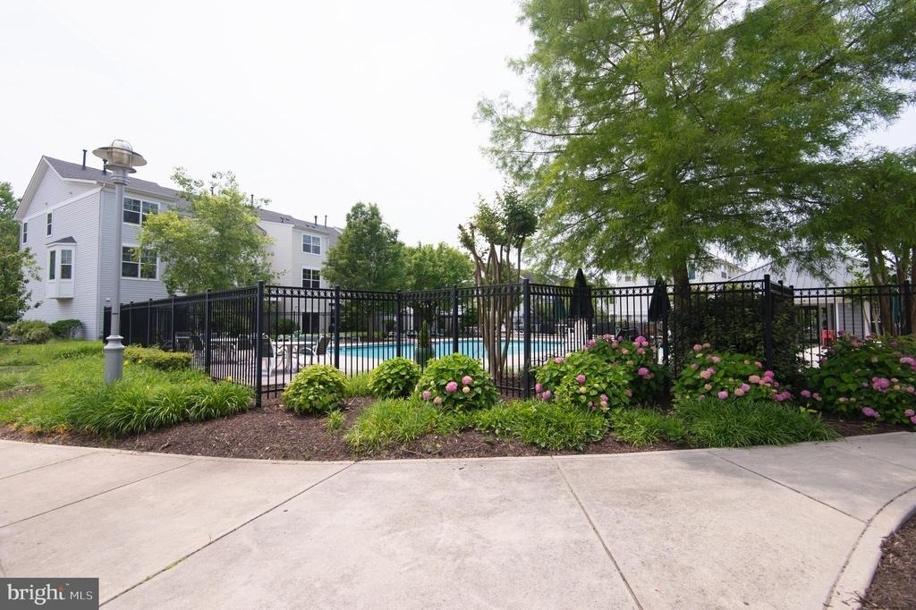 214 Tidewater Drive - Photo 35
