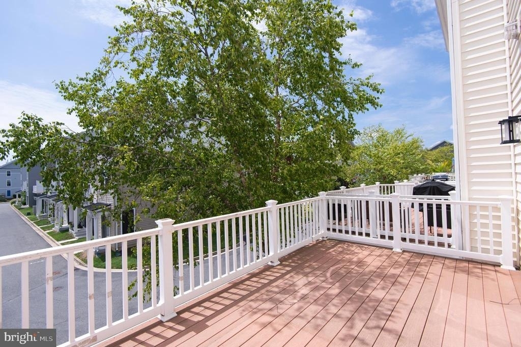 214 Tidewater Drive - Photo 15