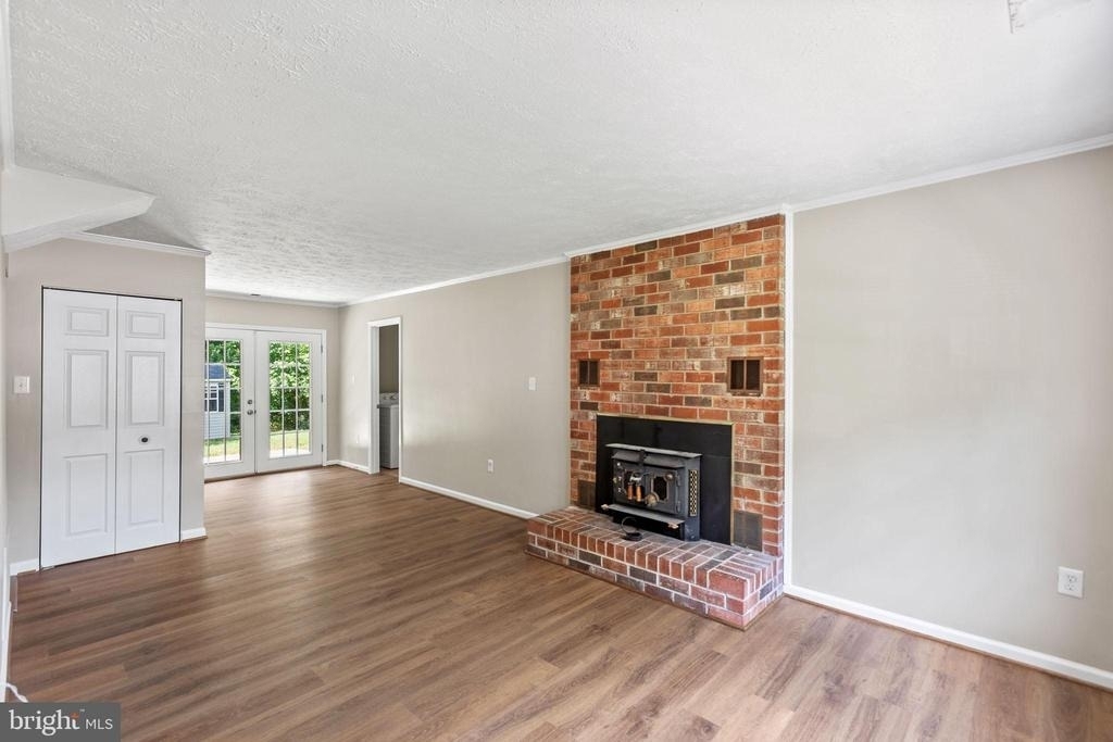 2324 Kent Court - Photo 9