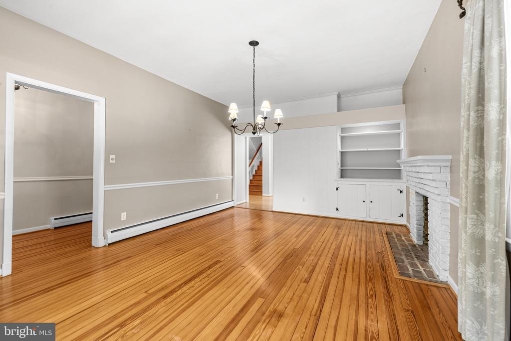 7811 Maple Avenue - Photo 4