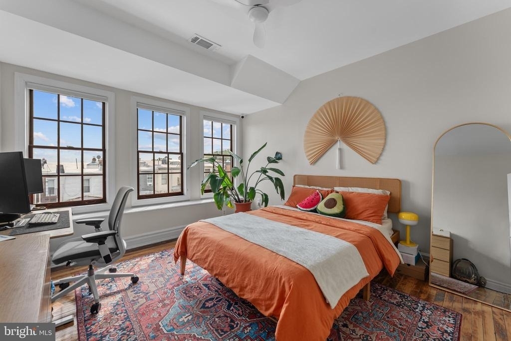 1714 Park Avenue - Photo 16