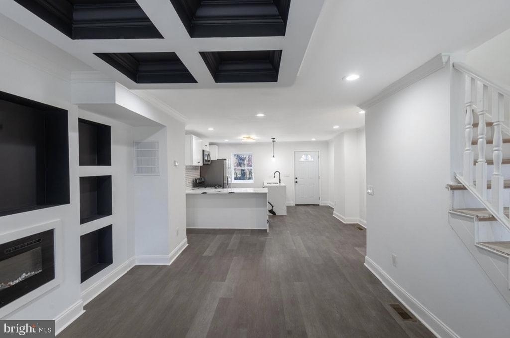 3905 8th Street - Photo 3
