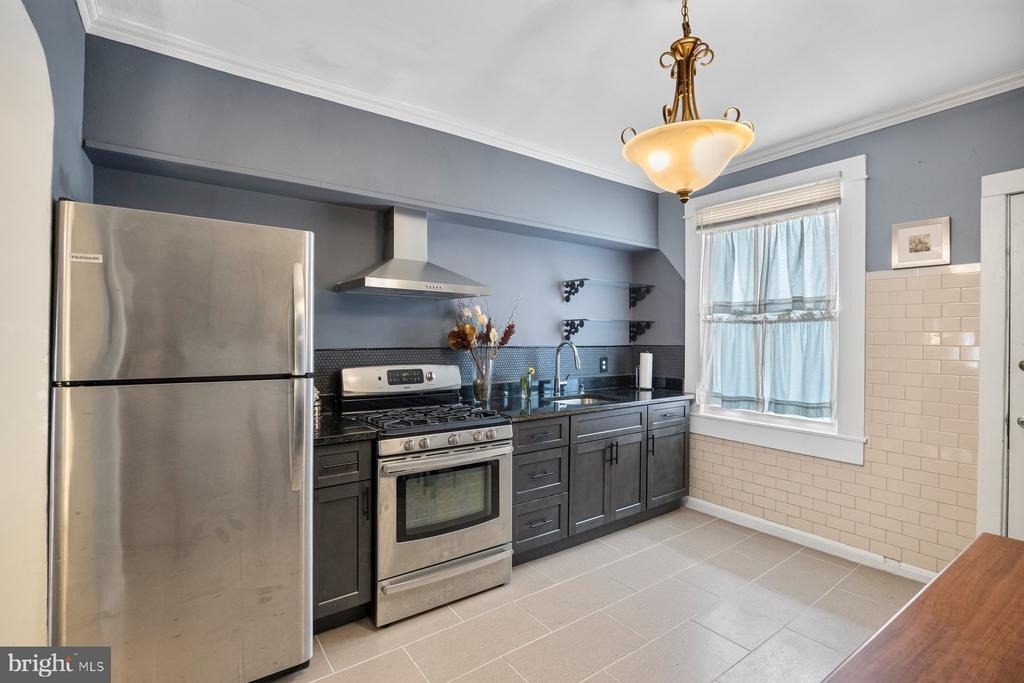602 S Macon Street - Photo 3