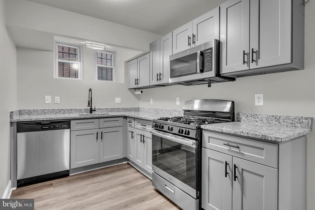 3800 Greenmount Avenue - Photo 9