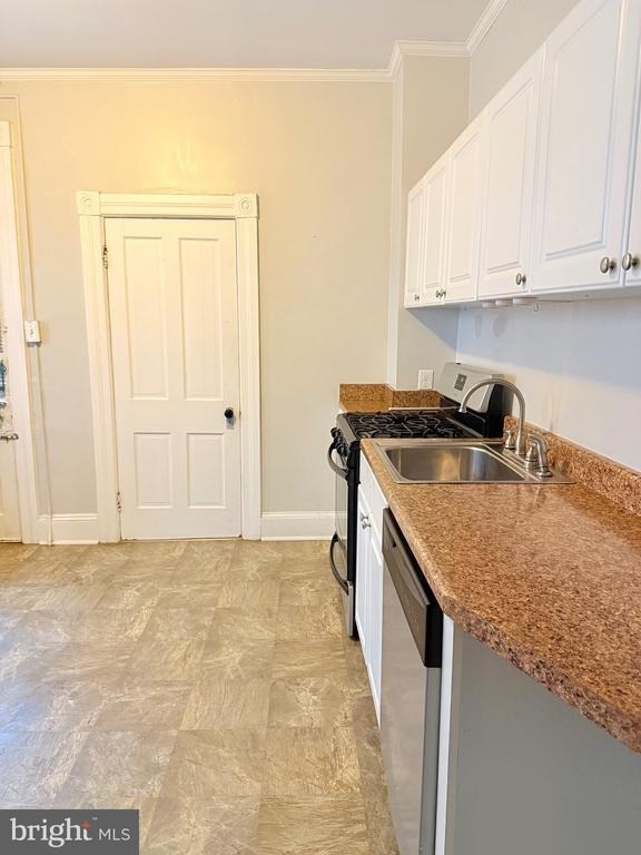 2740 N Calvert Street - Photo 8