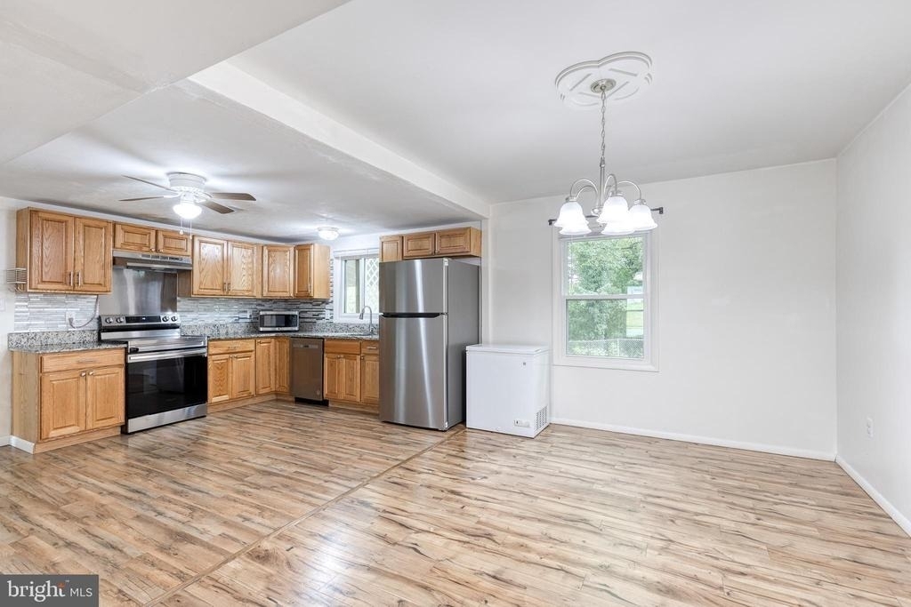 2249 Four Seasons Drive - Photo 9