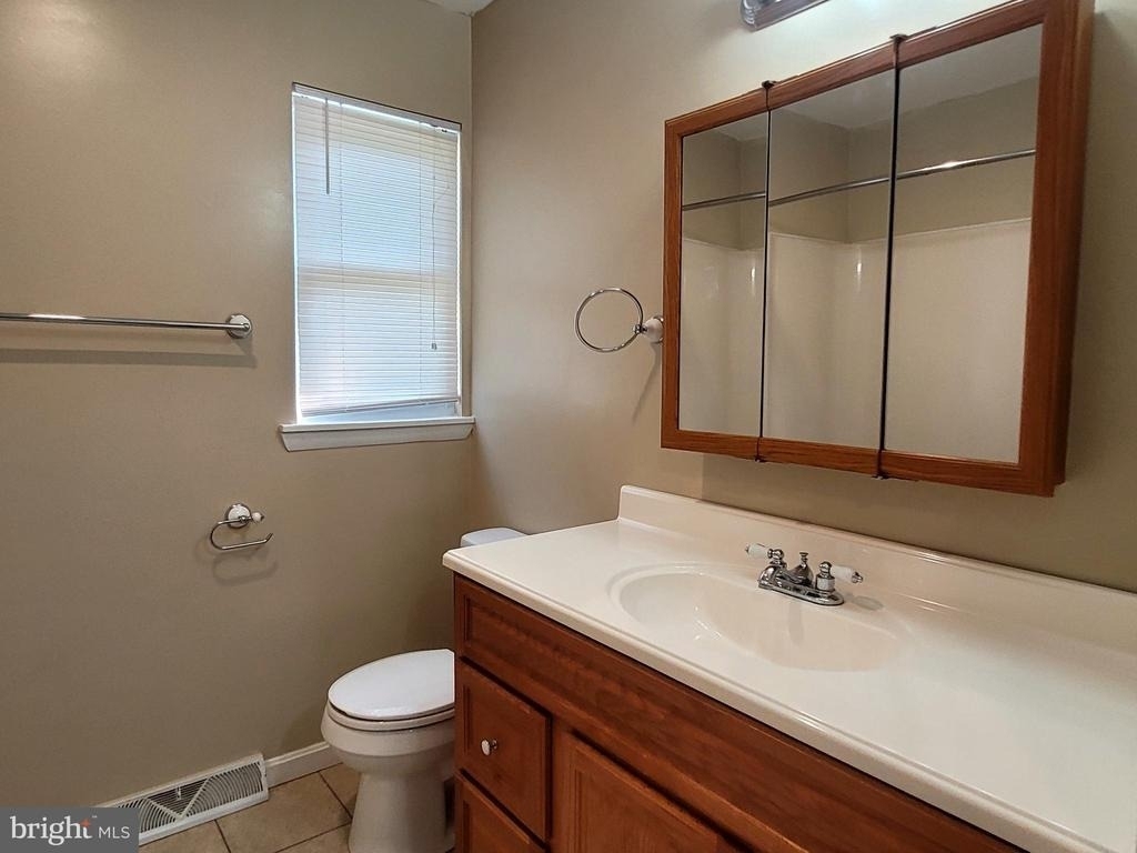 6 Tudor Court - Photo 22