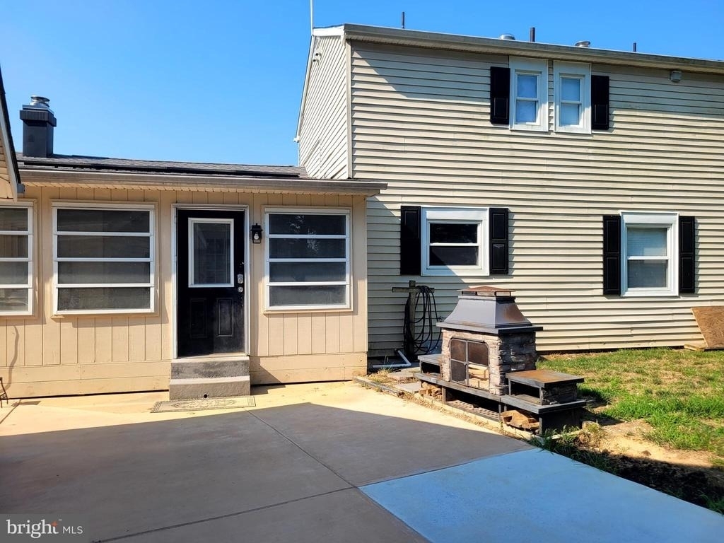 6 Tudor Court - Photo 25