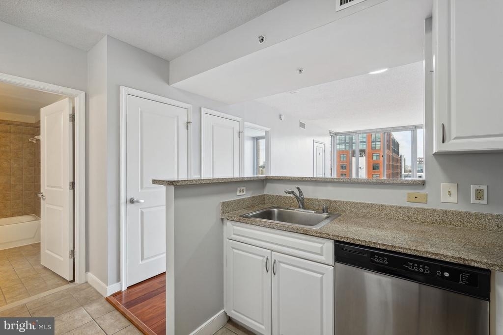 555 Massachusetts Avenue Nw - Photo 9