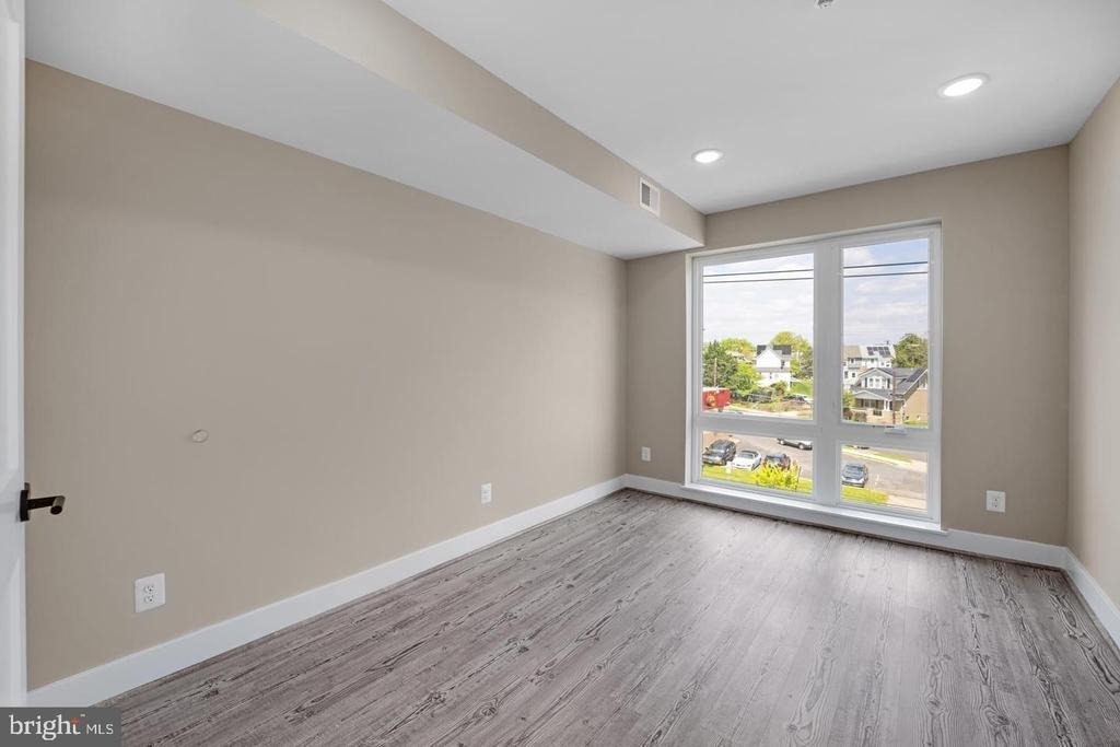 1617 Rhode Island Avenue Ne - Photo 5
