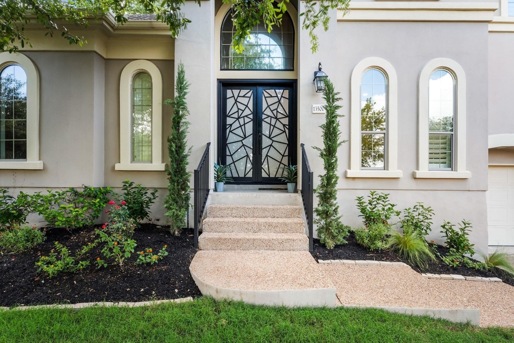 13500 Coleto Creek Trl - Photo 1