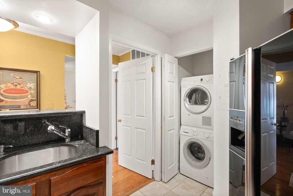 1077 30th Street Nw - Photo 7