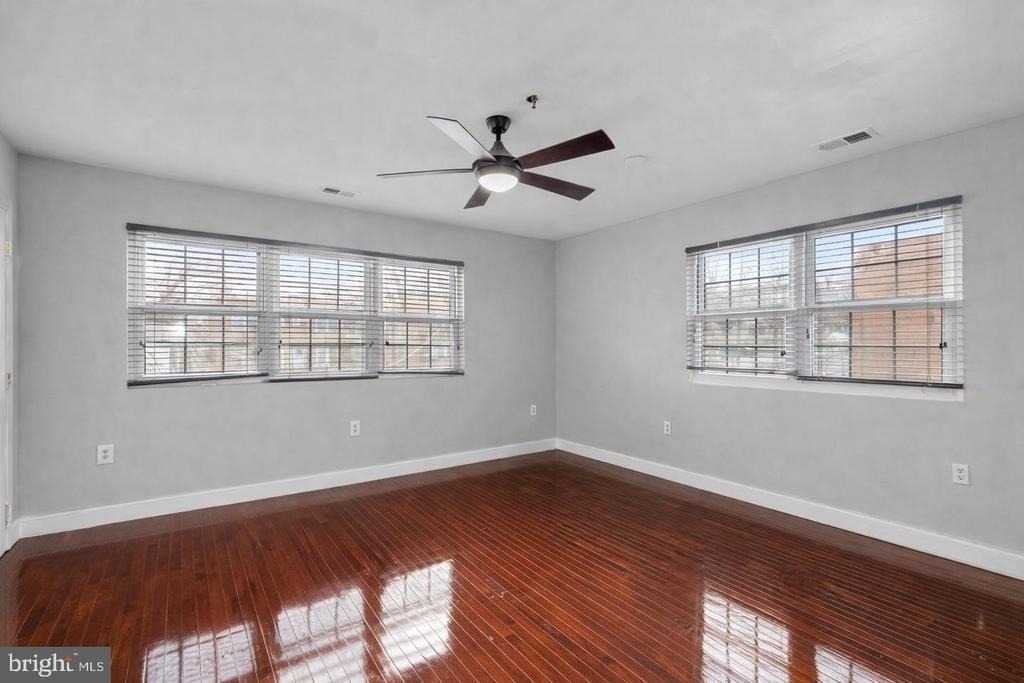 4410 Foote Street Ne - Photo 4