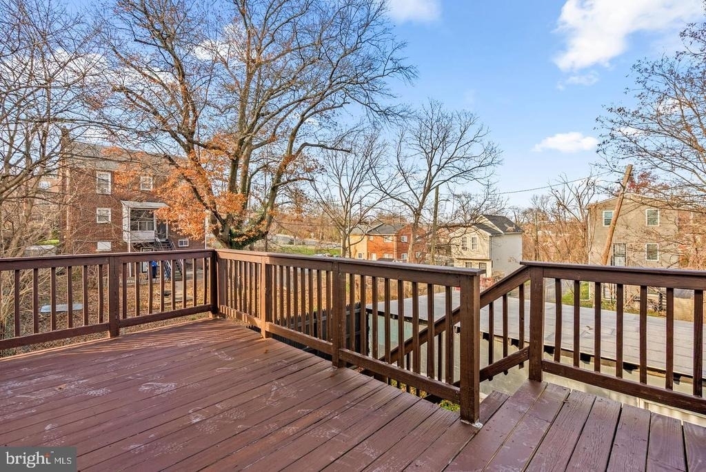 4410 Foote Street Ne - Photo 8