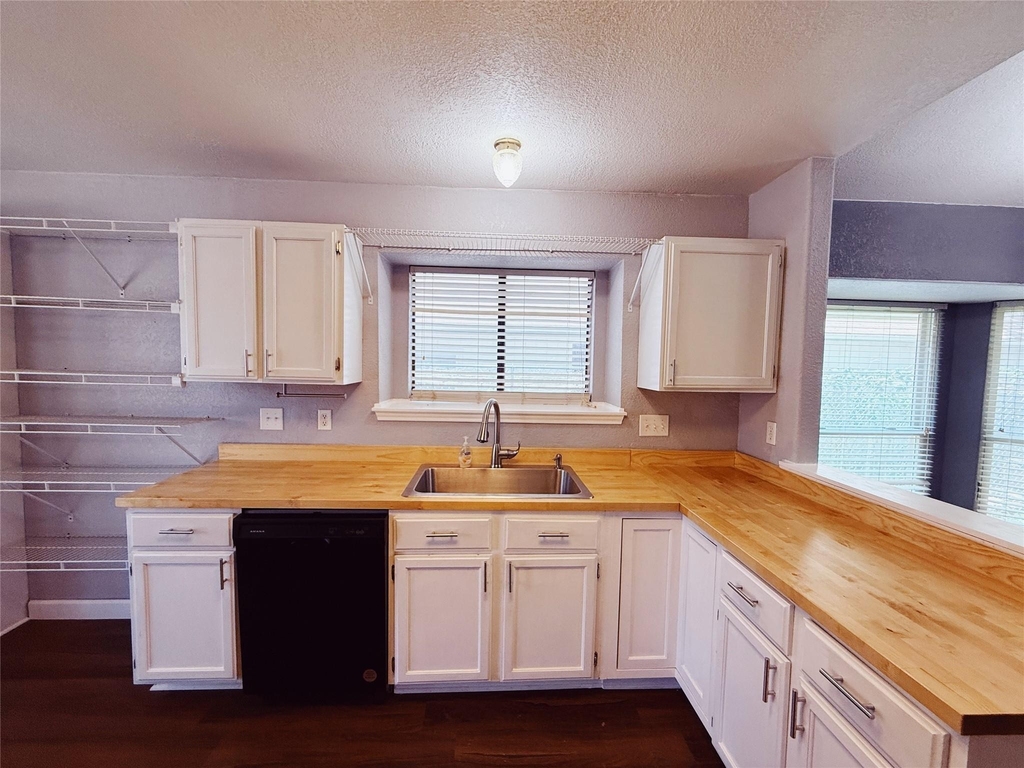 12314 Thompkins Dr - Photo 5