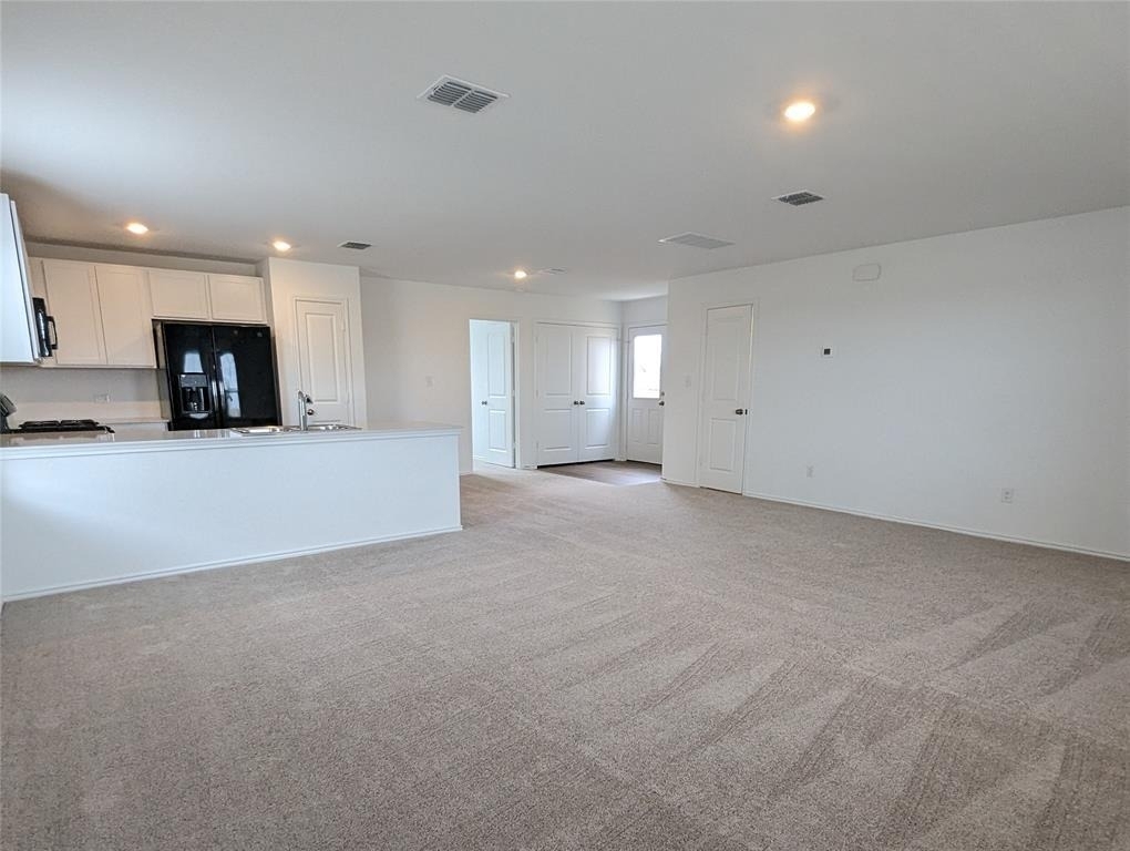 152 Avre Loop - Photo 3