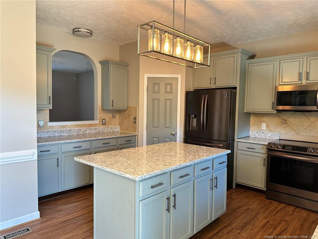3912 Barclay Way - Photo 4