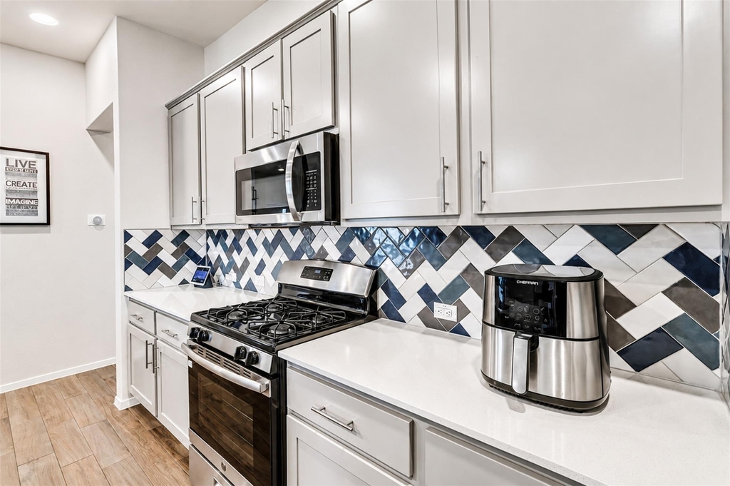13701 Ronald W Reagan Blvd - Photo 18
