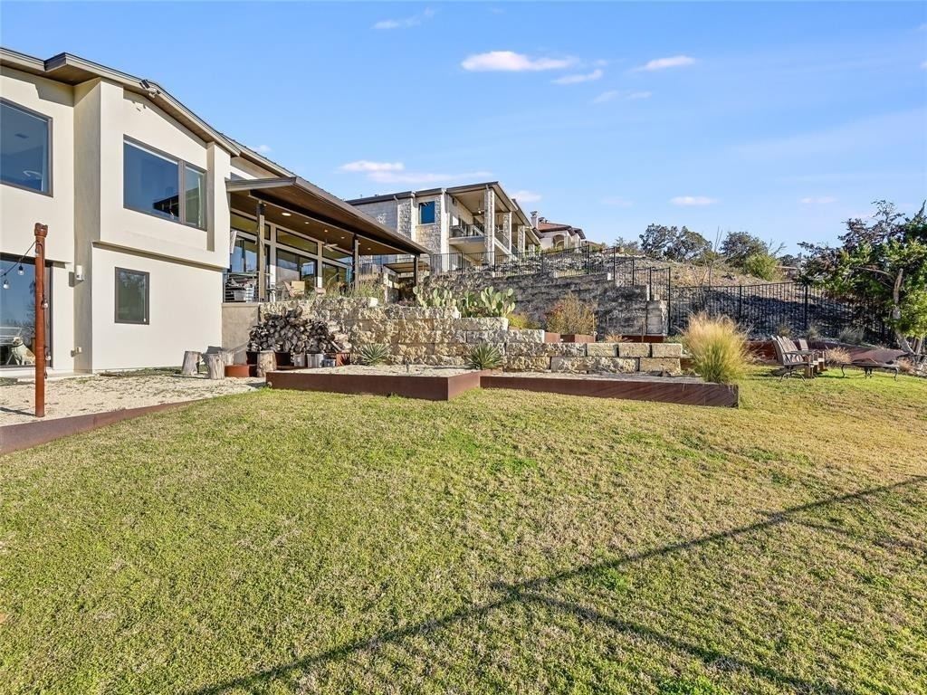 6813 Valburn Dr - Photo 29