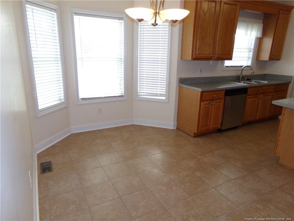 290 Robeson Street - Photo 8
