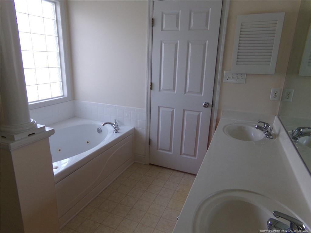 290 Robeson Street - Photo 22