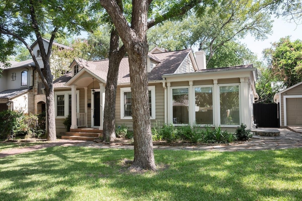 1804 Polo Rd - Photo 1