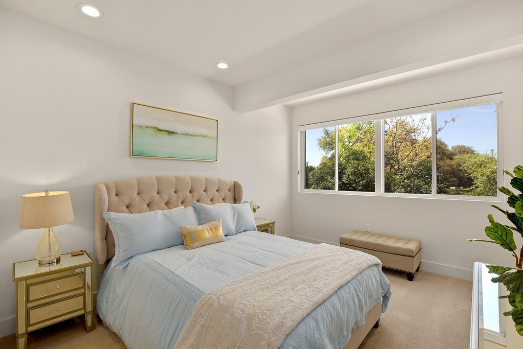 604 N Bluff Dr - Photo 10