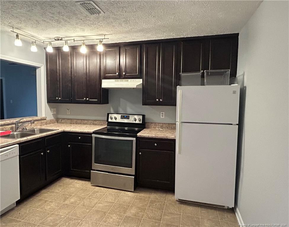 7041 Candlewood Drive - Photo 4