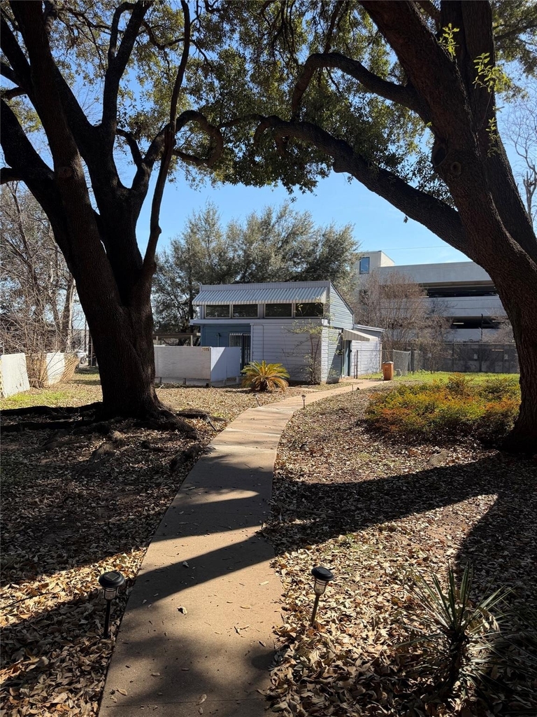 1505 Robert Weaver Ave Ave - Photo 1