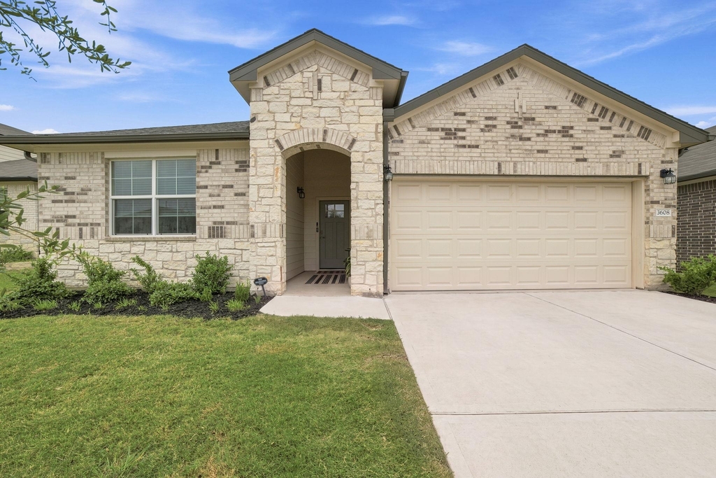 3608 Overlord Ln - Photo 0