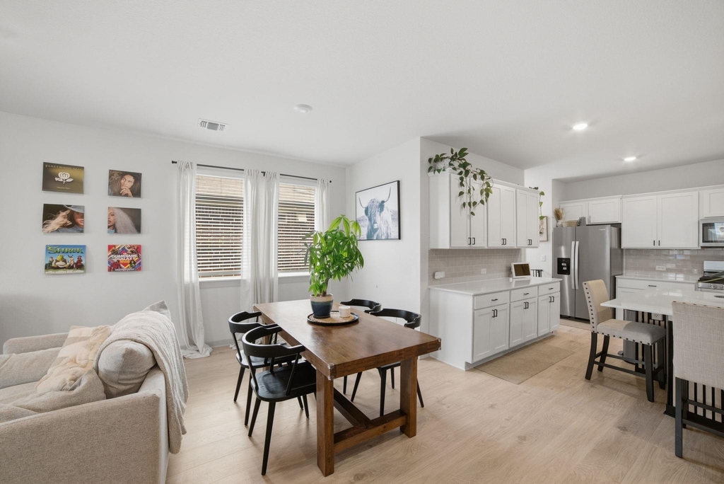 3608 Overlord Ln - Photo 6