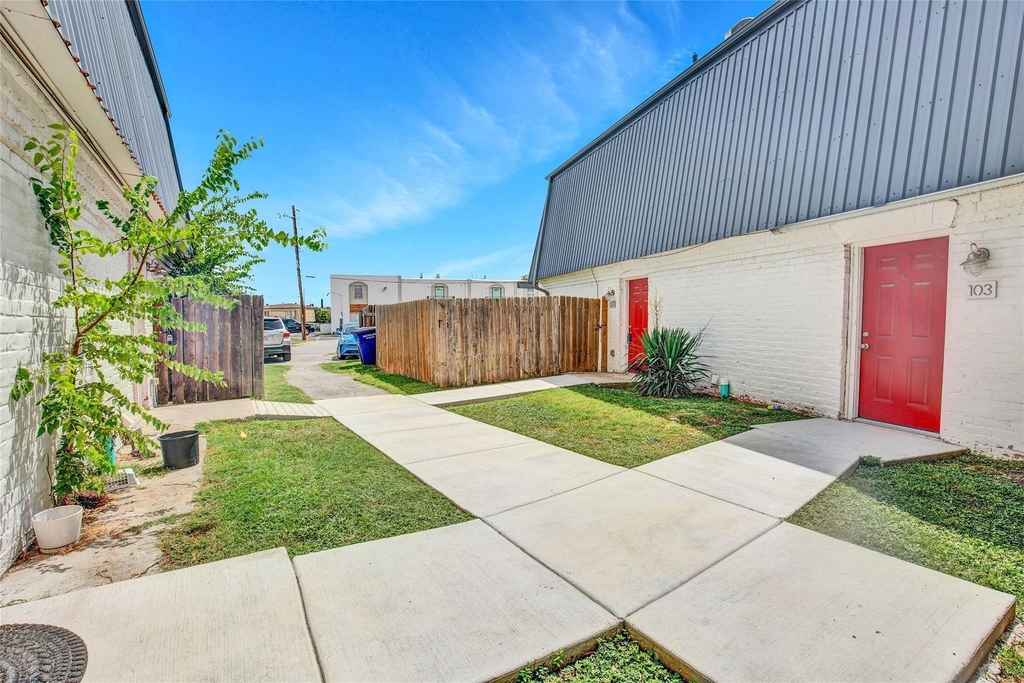 7204 Twin Crest Dr - Photo 7