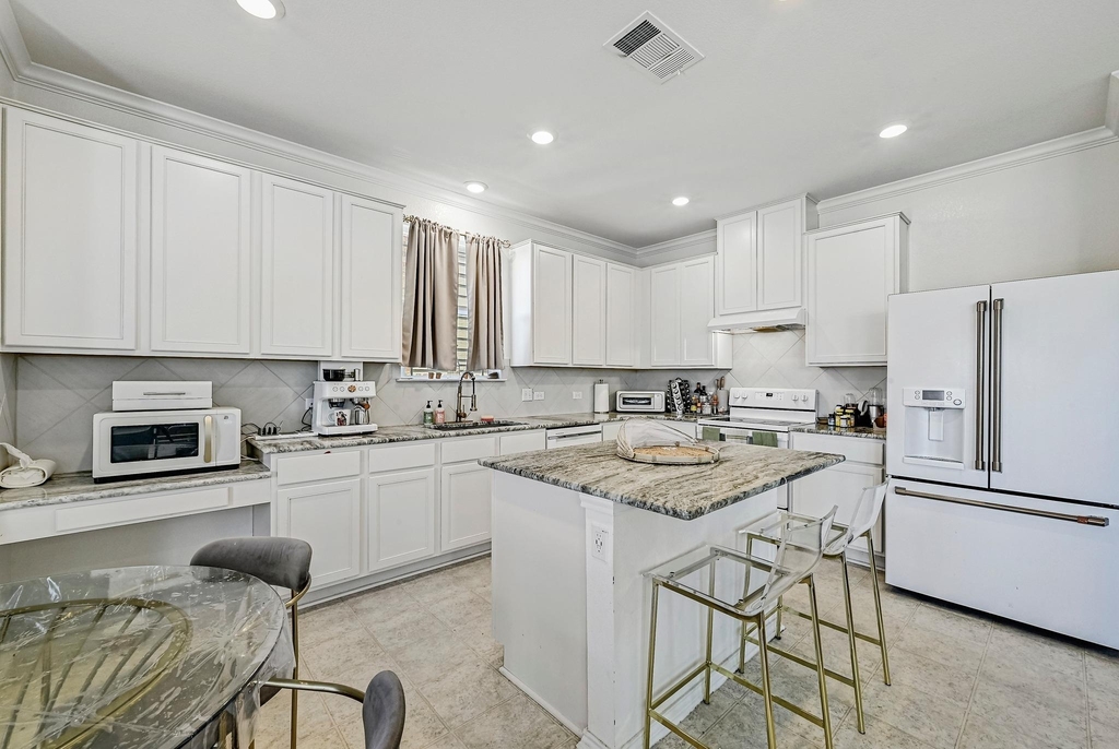 6316 Wagon Spring St - Photo 9