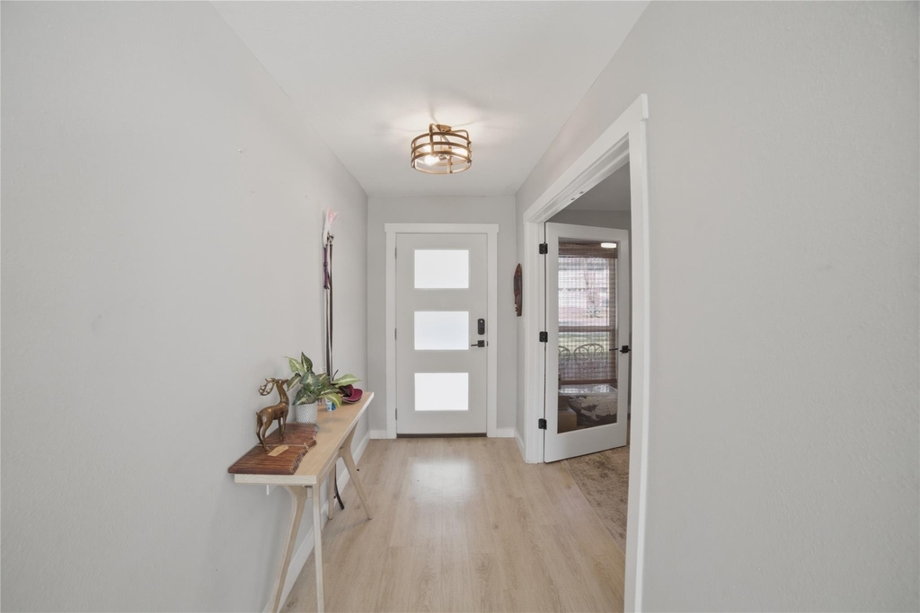 1315 Quail Park Dr - Photo 3