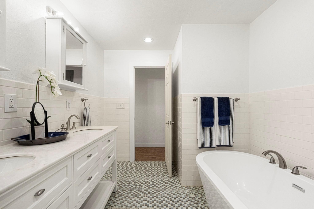 2591 Spring Valley Dr - Photo 22