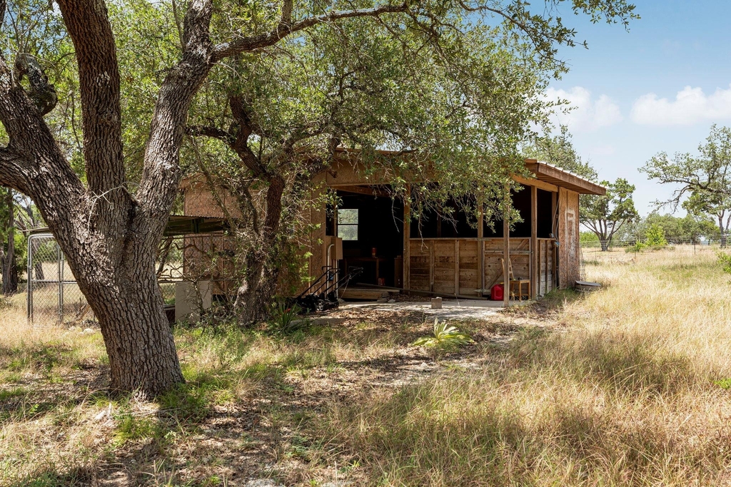 2591 Spring Valley Dr - Photo 34