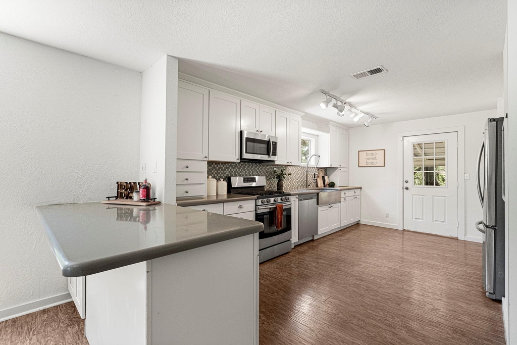 2591 Spring Valley Dr - Photo 8