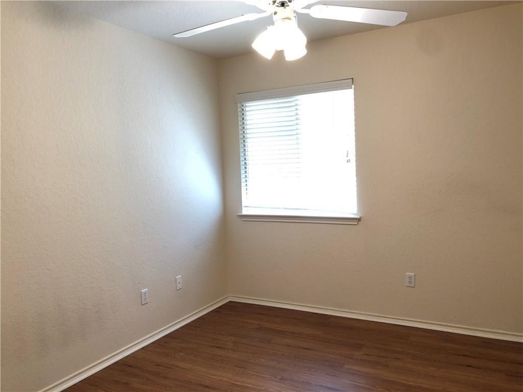 140 Steele - Photo 13