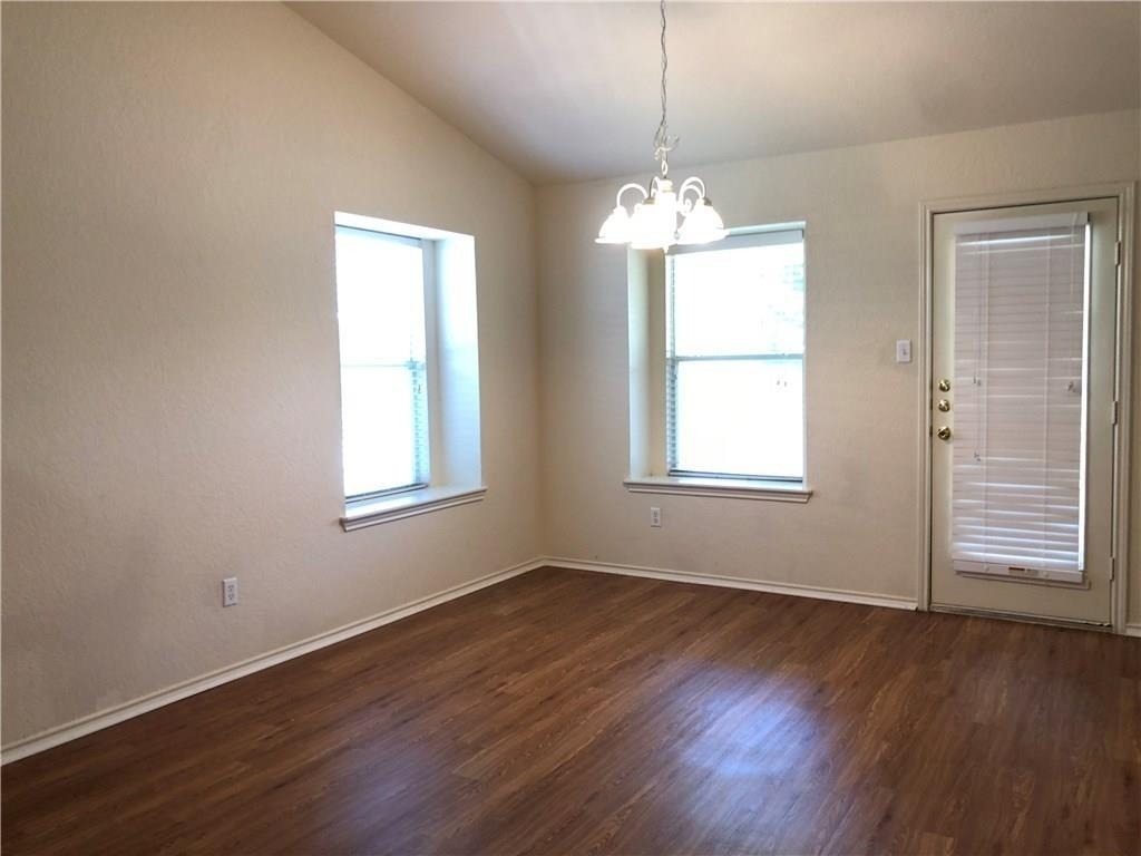 140 Steele - Photo 7