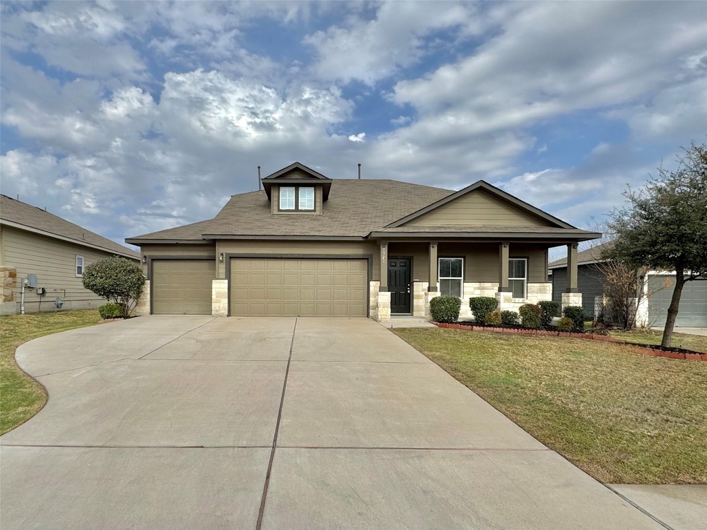 1521 Maier Dr - Photo 0